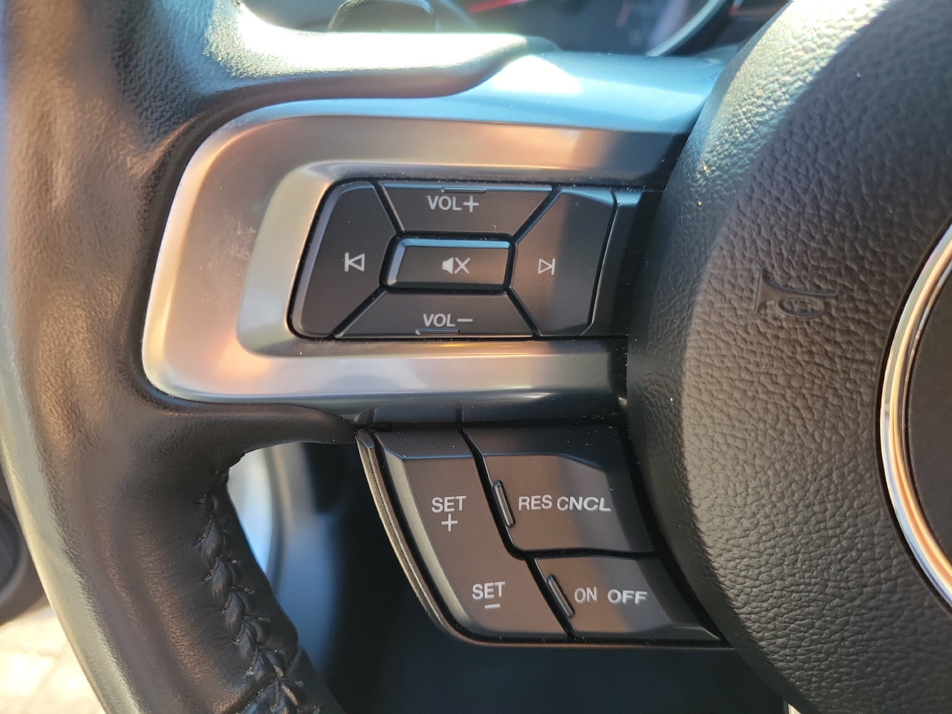 Used 2022 Ford Mustang GT w/ Equipment Group 301A RWD image 23