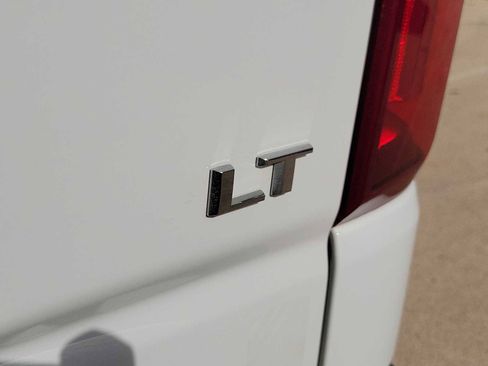 Used 2023 Chevrolet Silverado 1500 LT Trail Boss w/ Protection Package image 7