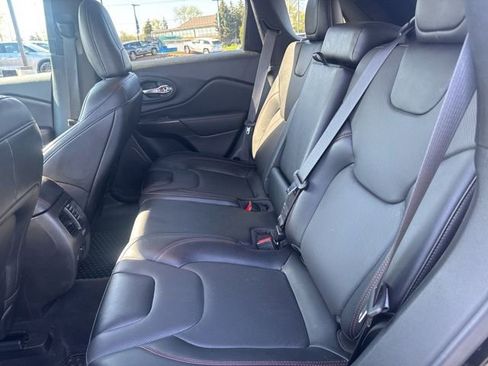 Used 2022 Jeep Cherokee Trailhawk w/ Premium Leather Package image 13