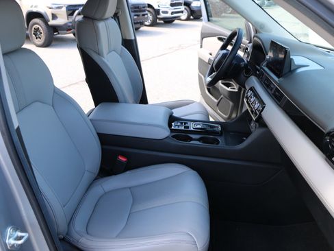 Used 2025 Honda Pilot EX-L image 30