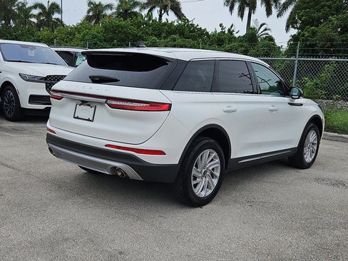 Certified 2024 Lincoln Corsair Premiere image 4