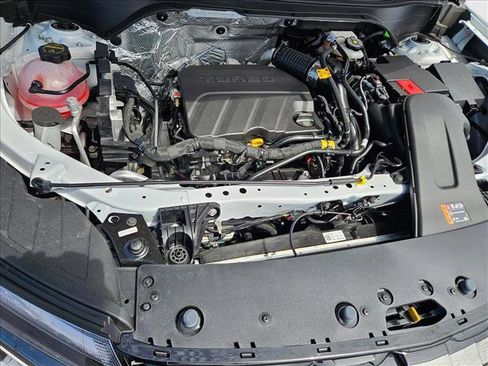 New 2026 Chevrolet Trax RS w/ Driver Confidence Package image 16