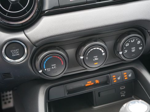 New 2026 MAZDA MX-5 Miata Club w/ Interior Package RWD image 23