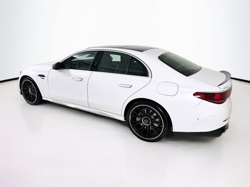 New 2026 Mercedes-Benz E 53 AMG e 4MATIC Sedan image 6