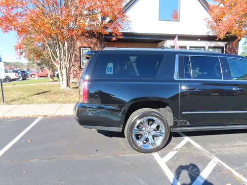 Used 2018 GMC Yukon XL Denali w/ Denali Ultimate Package image 7