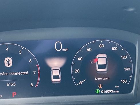 Used 2023 Honda Accord EX image 24