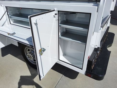 New 2025 Ford F350 XL w/ XL Chrome Package image 21