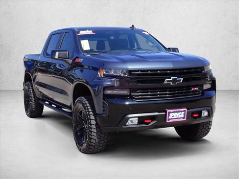 Used 2019 Chevrolet Silverado 1500 LT Trail Boss w/ Convenience Package AWD/4WD image 6