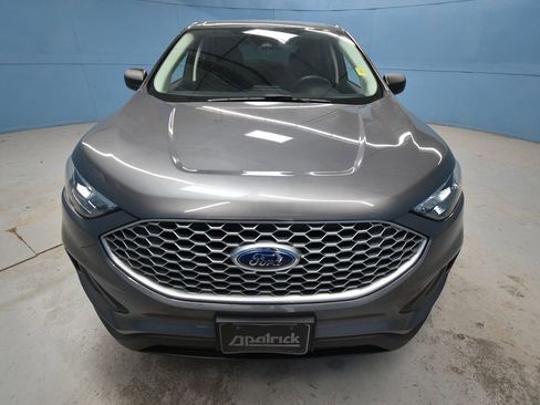 Used 2024 Ford Edge SE image 27