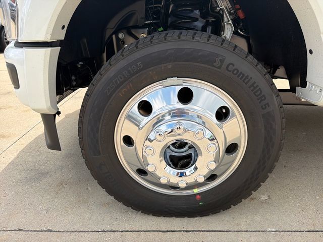 New 2026 Ford F450 Platinum AWD/4WD image 13