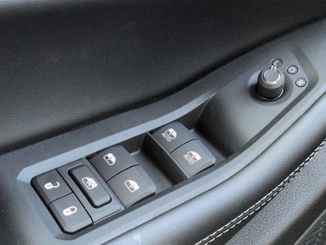 New 2027 Jeep Grand Cherokee Altitude RWD image 23