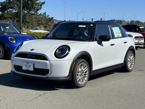 New 2026 MINI Cooper S image 1