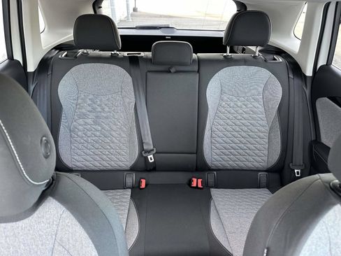 Certified 2025 Volkswagen Tiguan S FWD image 14