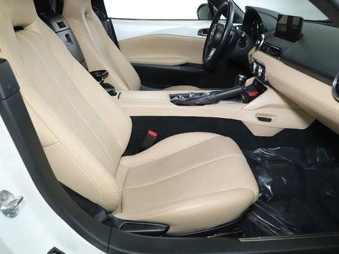 Certified 2024 MAZDA MX-5 Miata Grand Touring image 30