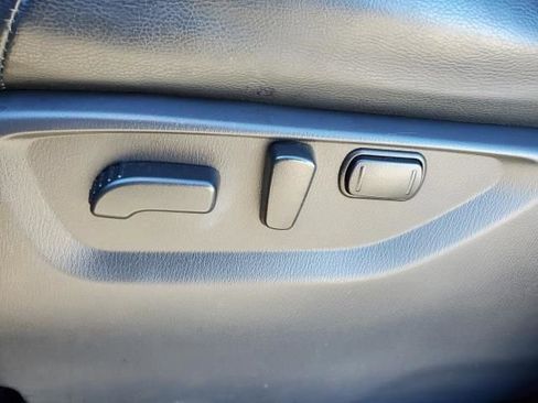 Used 2024 Nissan Armada SL w/ Captain's Chairs Package AWD/4WD image 21