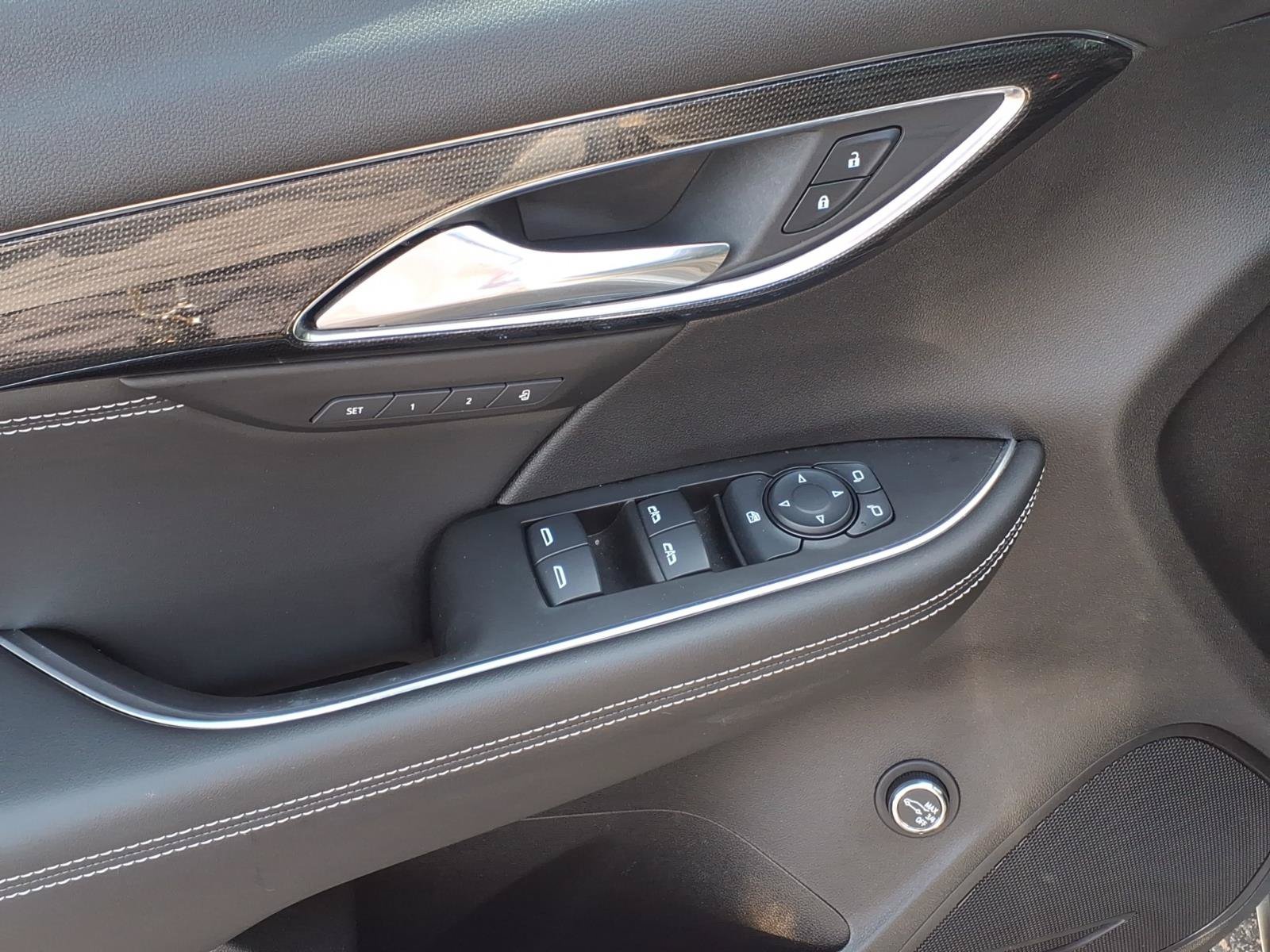Used 2023 Buick Envision Essence AWD/4WD image 16