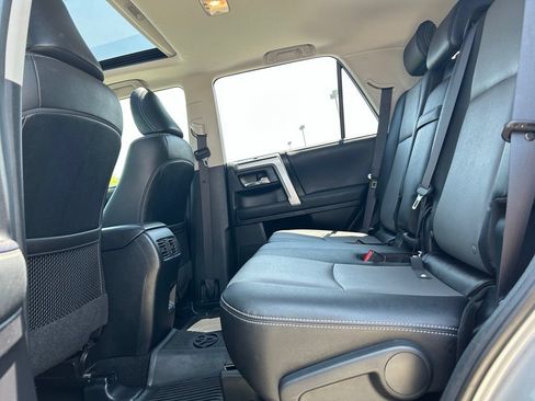 Used 2021 Toyota 4Runner SR5 Premium w/ Moonroof Package AWD/4WD image 26