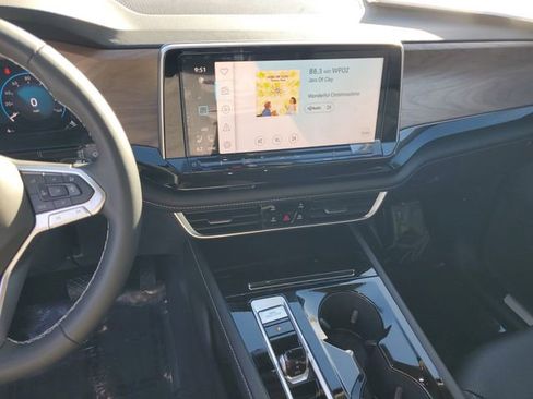 New 2026 Volkswagen Atlas SE image 24