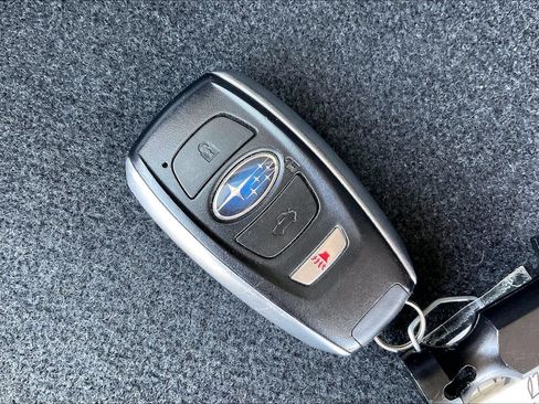 Certified 2023 Subaru Ascent Limited w/ Technology Package AWD/4WD image 9