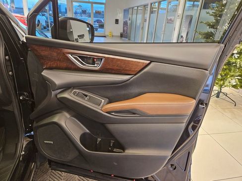 Used 2023 Subaru Ascent Touring image 23