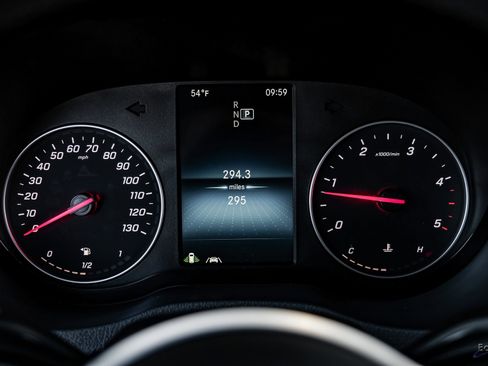 Used 2023 Mercedes-Benz Sprinter 3500 image 57