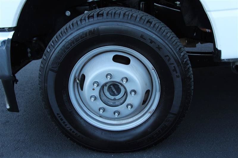 Used 2025 Ford F350 XLT AWD/4WD image 28