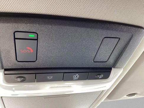 Used 2024 Nissan Rogue SL image 28