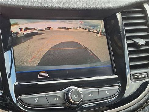 Used 2020 Chevrolet Trax LS FWD image 13