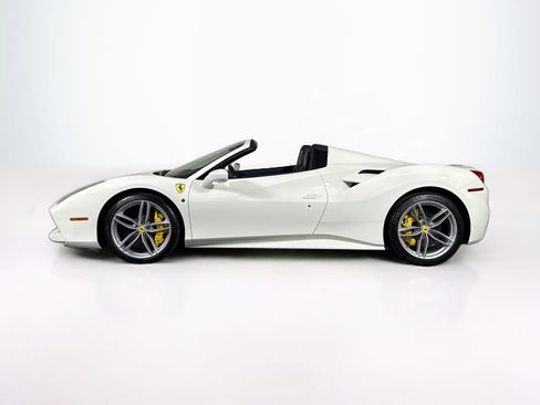 Used 2018 Ferrari 488 Spider RWD image 7