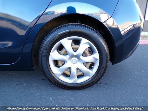 Used 2014 MAZDA MAZDA3 i Sport image 42