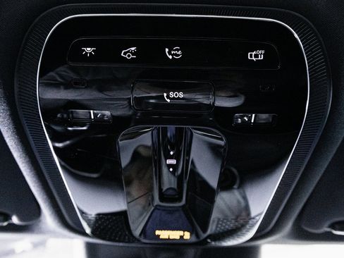 Used 2024 Mercedes-Benz GLC 43 AMG 4MATIC image 21