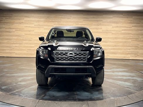 Used 2023 Nissan Frontier SV w/ Technology Package image 17