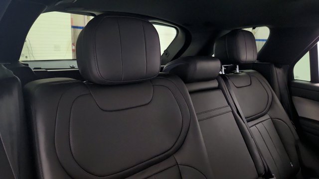 Used 2024 Land Rover Range Rover Sport SE AWD/4WD image 39