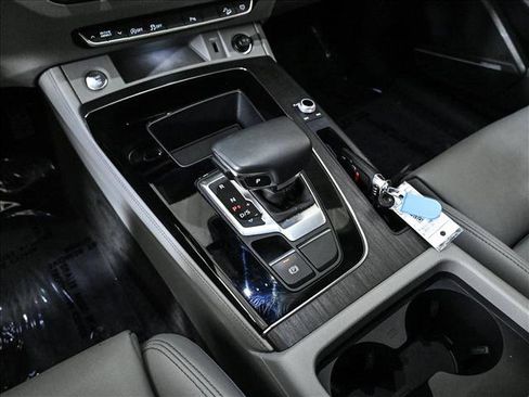 Certified 2024 Audi Q5 2.0T Premium Plus AWD/4WD image 12