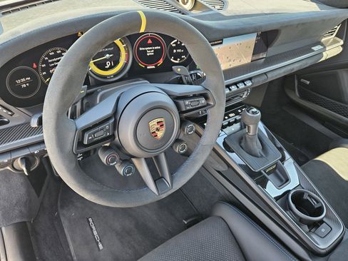 Certified 2025 Porsche 911 GT3 RS image 28