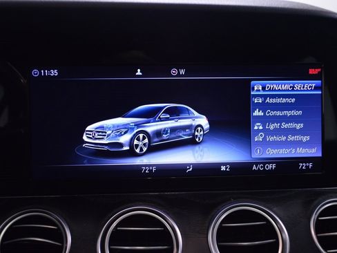 Used 2018 Mercedes-Benz E 300 E 300 image 29