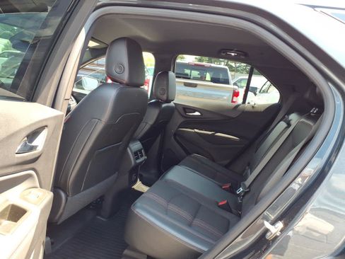 Used 2023 Chevrolet Equinox RS AWD/4WD image 17