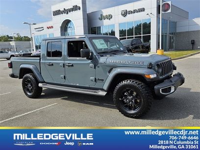 New 2025 Jeep Gladiator Sport