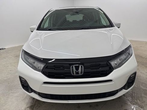 Certified 2026 Honda Odyssey Touring image 2