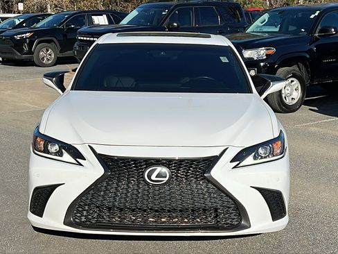 Used 2020 Lexus ES 350 F Sport image 3