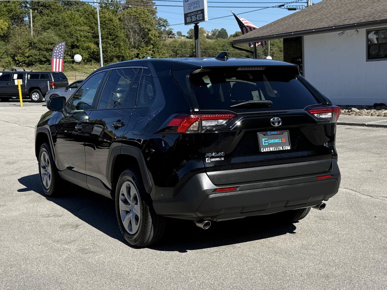 Used 2022 Toyota RAV4 LE FWD image 8