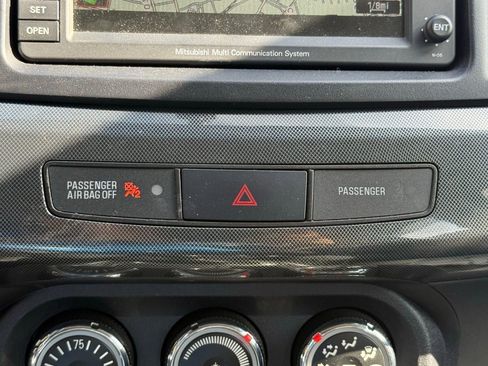 Used 2011 Mitsubishi Lancer Evolution GSR image 36