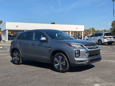 Used 2025 Mitsubishi Outlander Sport ES image 3