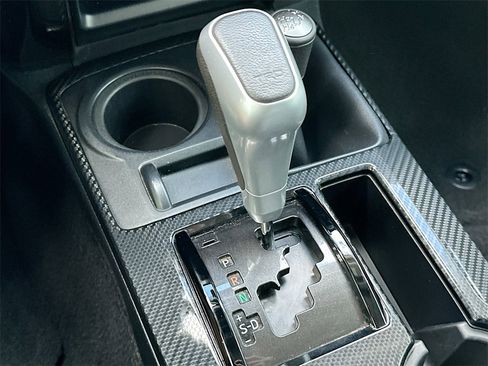 Used 2022 Toyota 4Runner TRD Off-Road Premium image 17