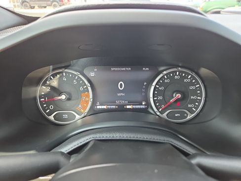 Used 2022 Jeep Renegade Trailhawk AWD/4WD image 25
