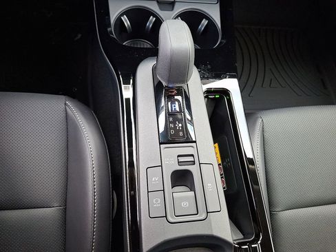 New 2026 Toyota Prius XLE FWD image 17