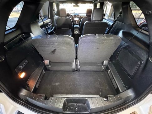 Used 2019 Ford Explorer Platinum image 65