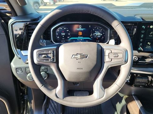 New 2026 Chevrolet Silverado 1500 LT Trail Boss w/ Convenience Package II image 17