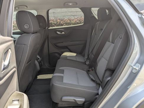 Used 2025 Chevrolet Blazer LT FWD image 26