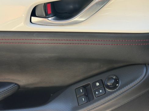 Used 2016 MAZDA MX-5 Miata Grand Touring RWD image 17